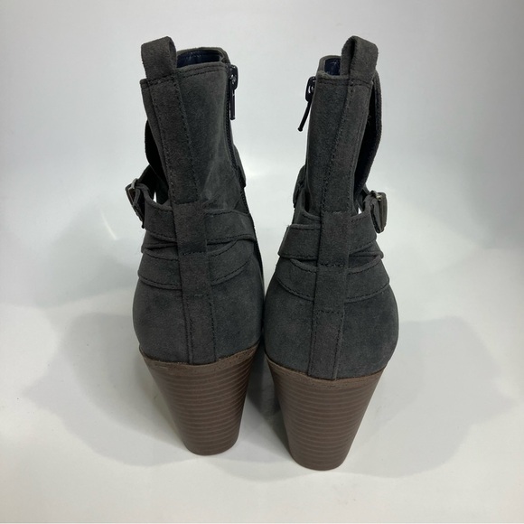 JF j. Ferrar gray faux leather ankle boots heels womens size 10 professional - Picture 4 of 8